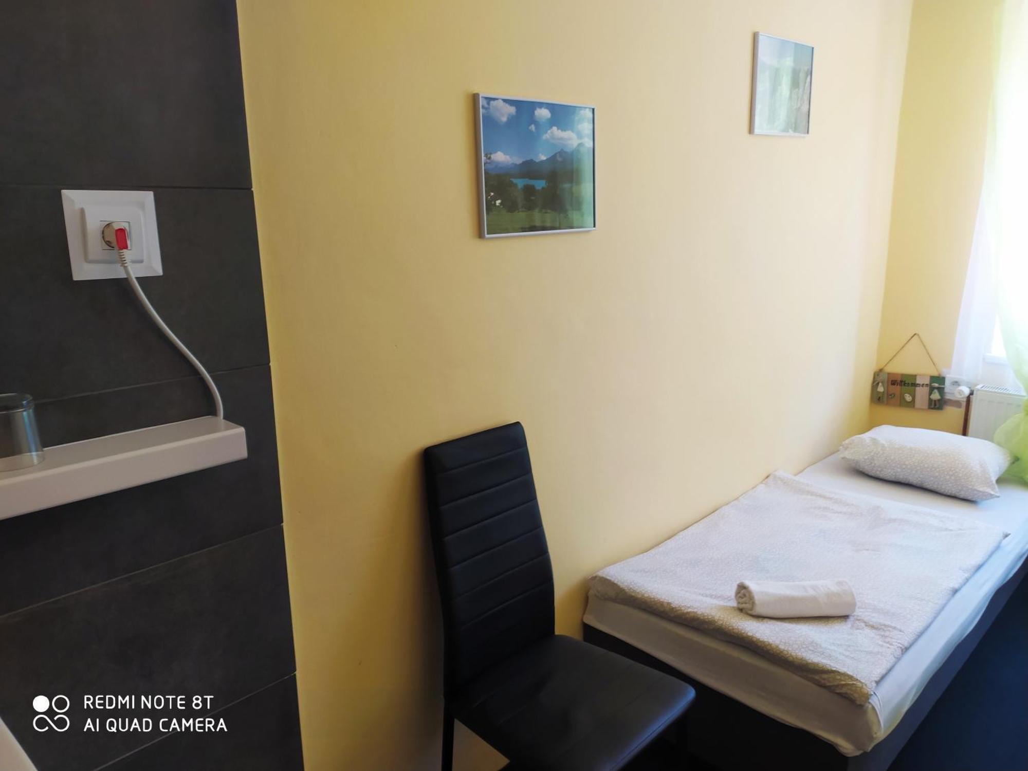 Wellness Penzion Triola โกเชนอฟ ภายนอก รูปภาพ
